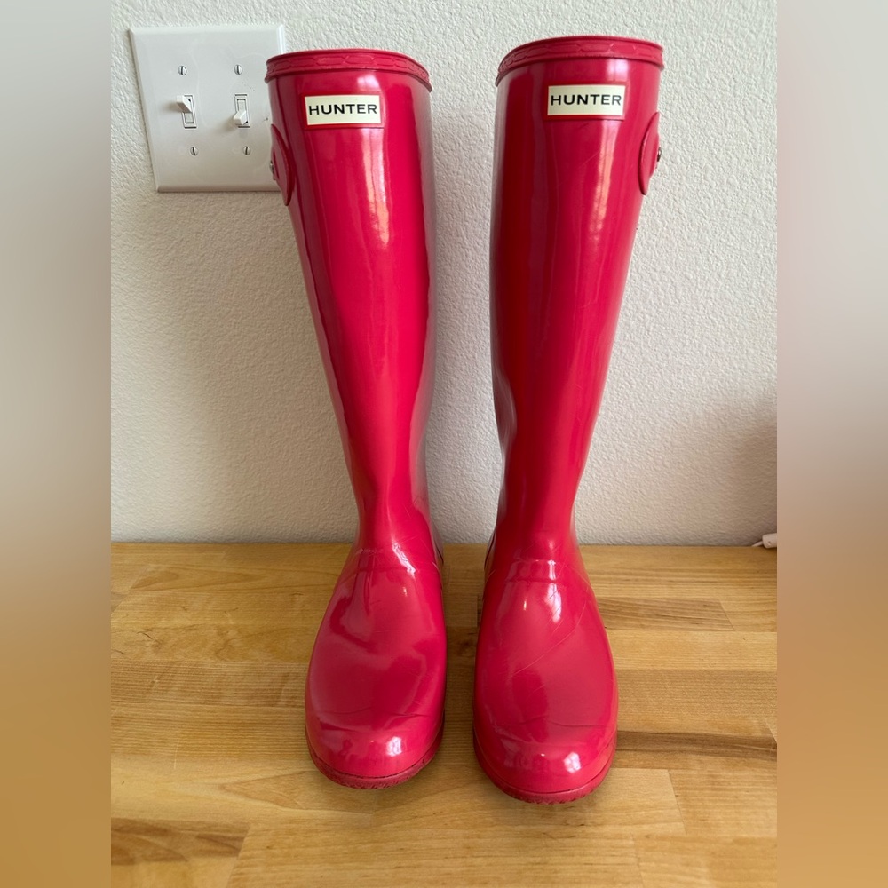 Hunter Vibrant Pink Rain Boots
